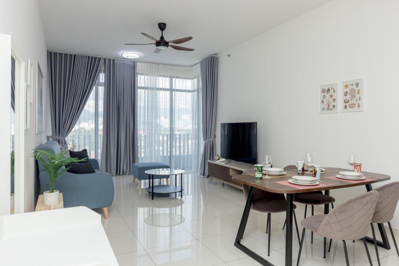 Beacon Executive Suite Penang Джорджтаун Экстерьер фото