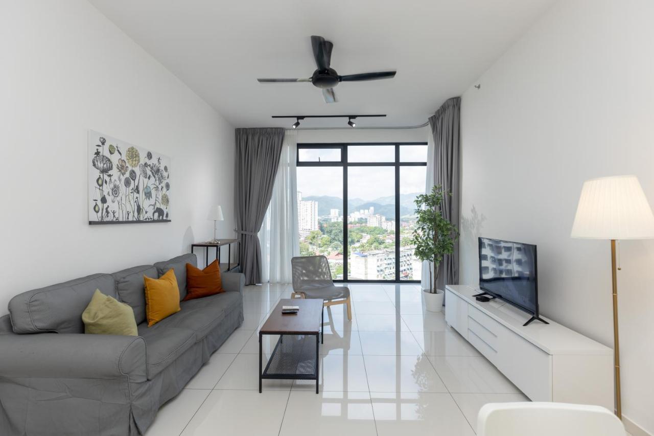 Beacon Executive Suite Penang Джорджтаун Экстерьер фото