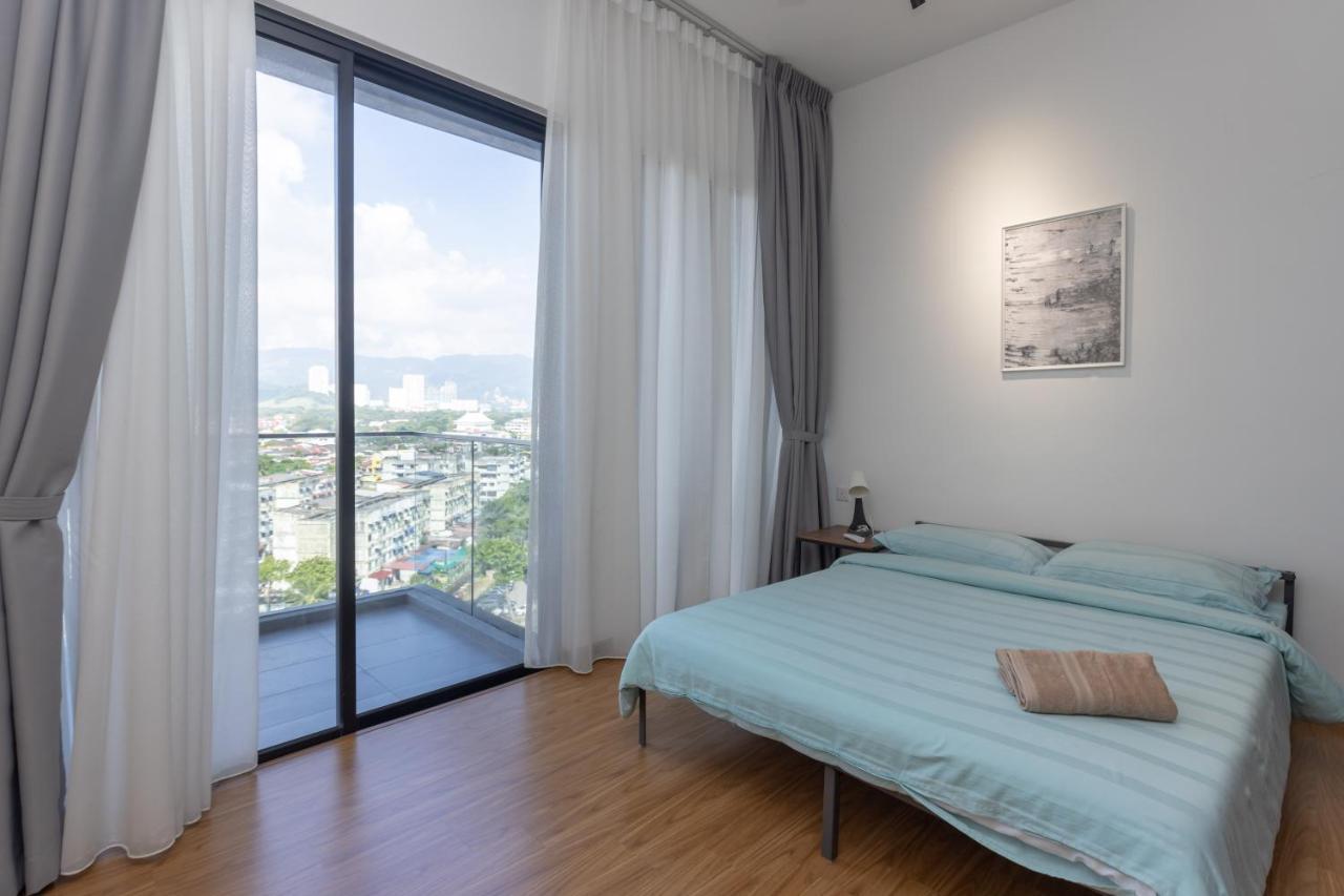 Beacon Executive Suite Penang Джорджтаун Экстерьер фото